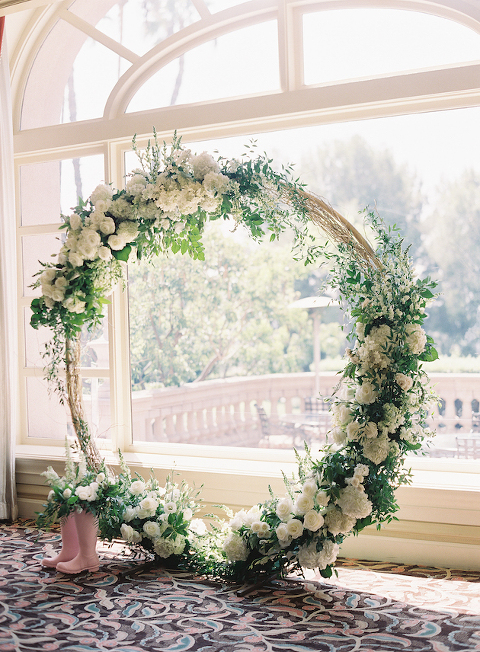 Floral Circle Wedding & Event Trends