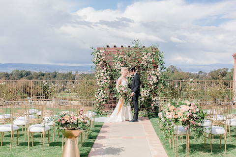 Little Hill Floral Designs, Little Hill Designs, OC Florist, LA Florist, Palos Verdes, Palos Verdes Golf Club, Wedding Ceremony, Styled Shoot, Bright Event Rentals, Chameleon Chair Collection, Luxury Weddings, Floral Designer, Wedding Flowers, Wedding Floral Designer